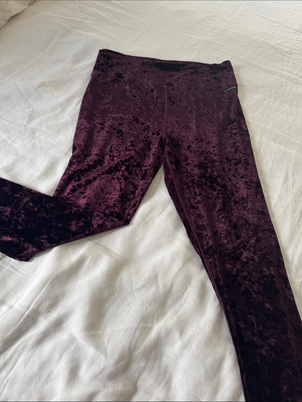 Calvin Klein Velvet Leggings in Deep Plum